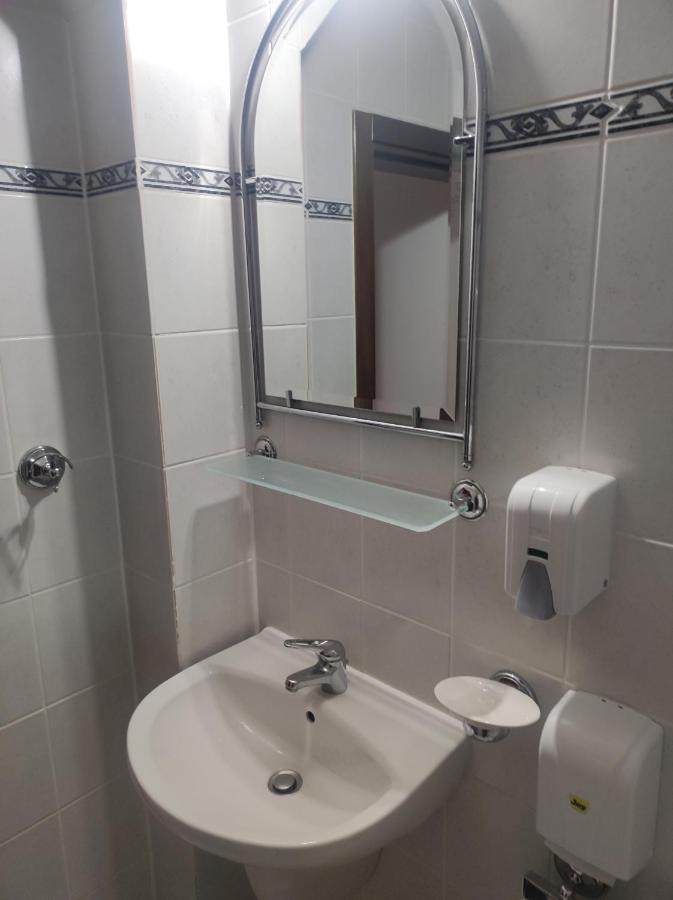 Hotel Кианти Kŭrdzhali Esterno foto