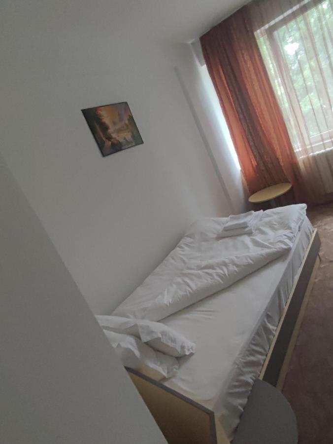 Hotel Кианти Kŭrdzhali Esterno foto