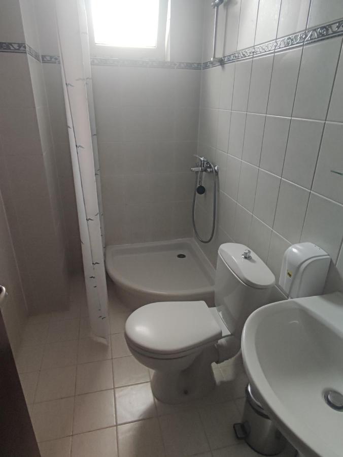 Hotel Кианти Kŭrdzhali Esterno foto